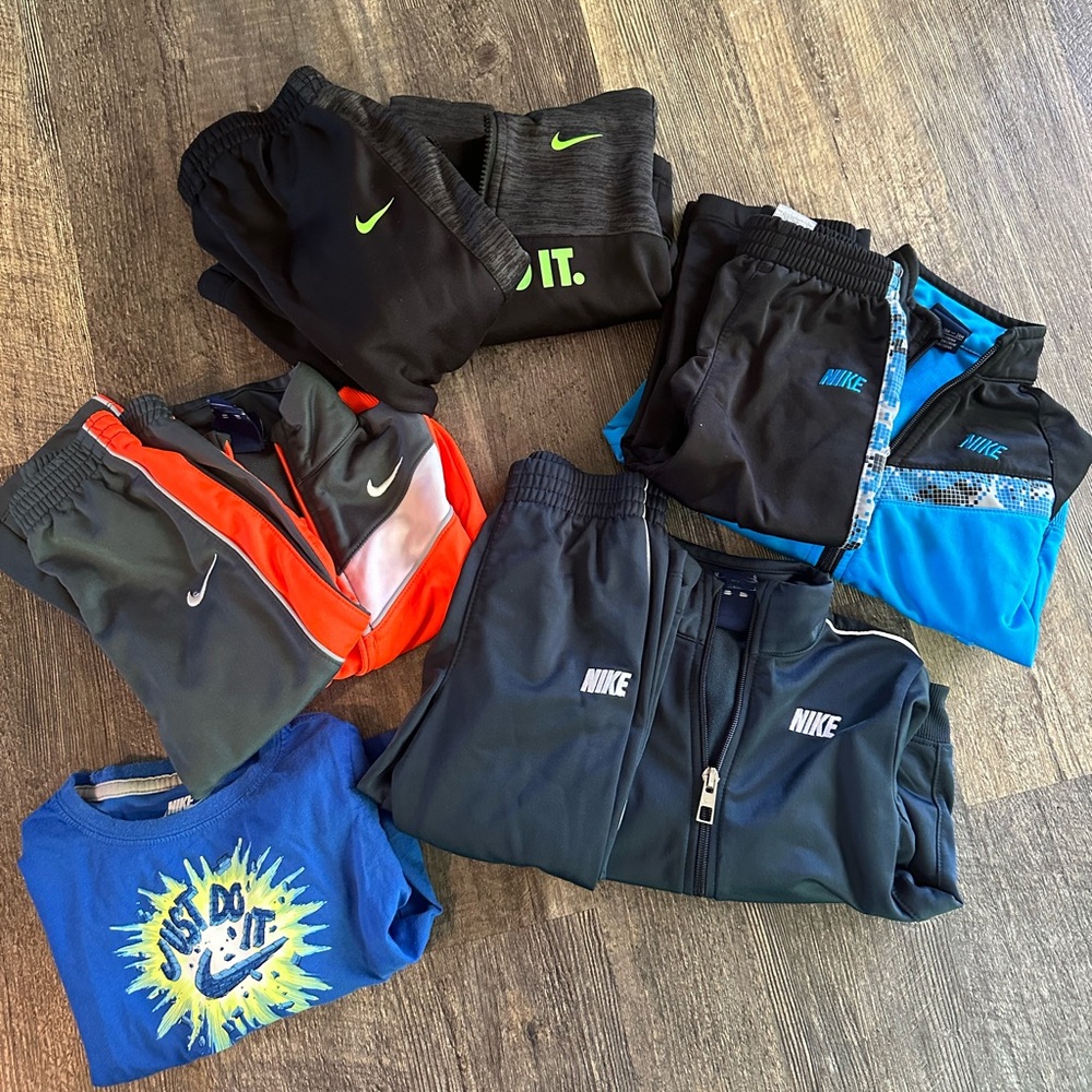 Nike jogger set bundle
